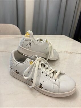 Disney X Adidas Stan Smith “Wall-E” Leather Sneaker Size 7